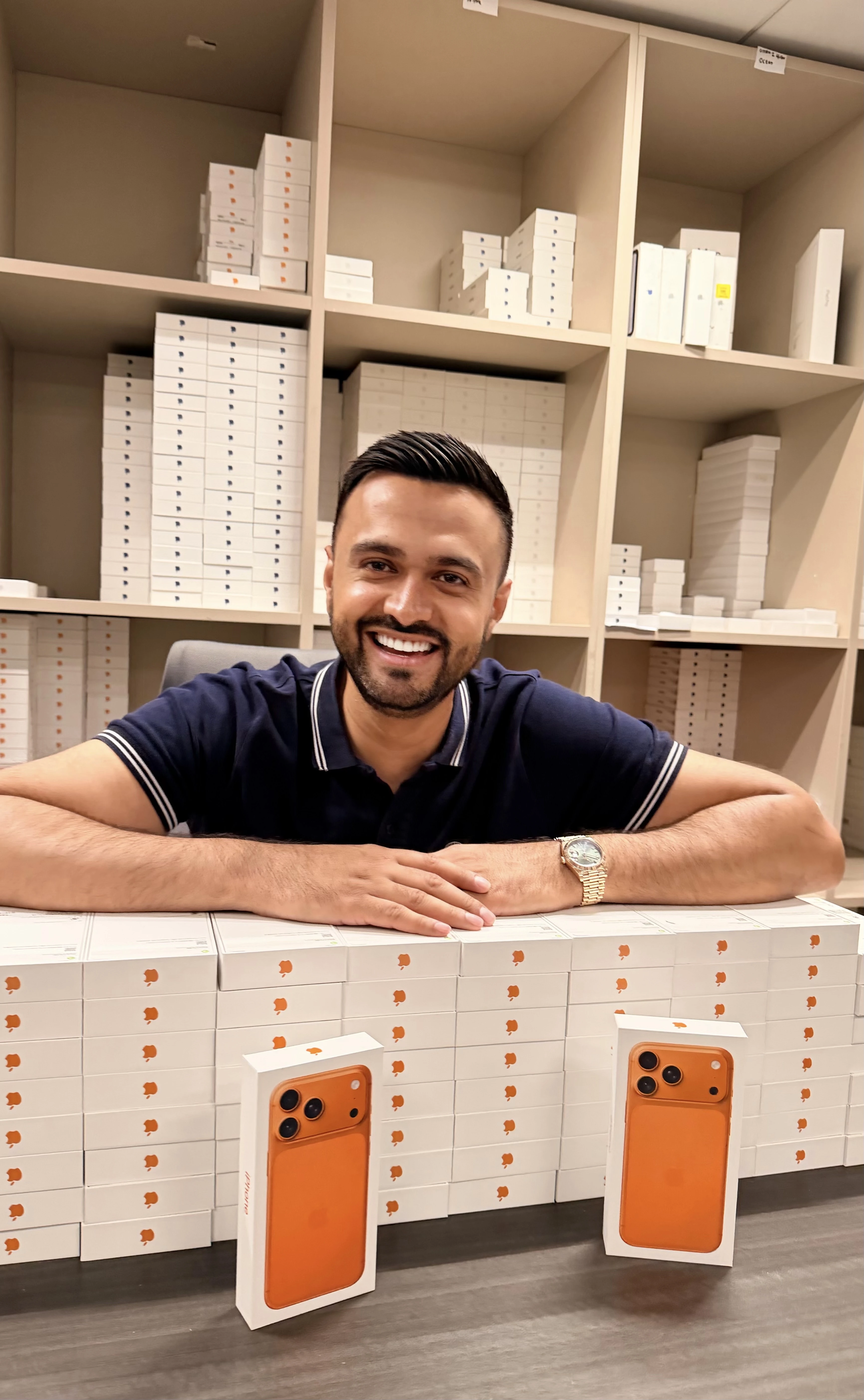 Coolmix team showcasing boxed devices